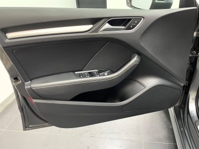 Audi S3 III 20 TFSI 300ch quattro S tronic 6   - 11