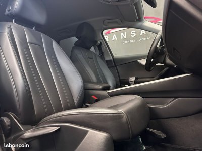 Audi A4 Avant BUSINESS 30 TDI 122 S tronic 7 Line RÉVISION À JOUR - 16