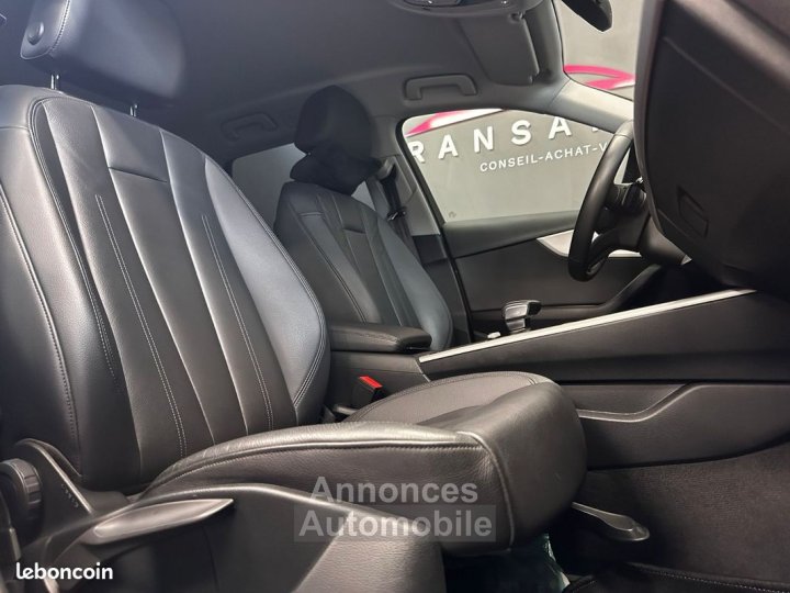 Audi A4 Avant BUSINESS 30 TDI 122 S tronic 7 Line RÉVISION À JOUR - 16