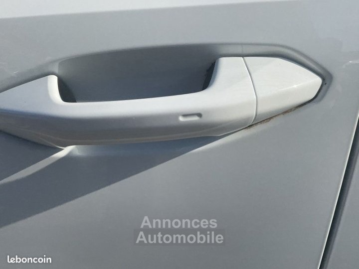 Audi A3 Sportback 30 TFSI 110CH MILD HYBRID DESIGN S TRONIC 7 - 26