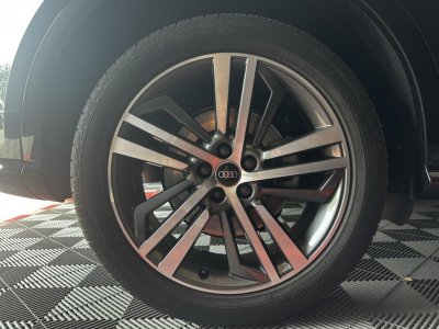 Audi Q5 Quattro 20 55 TFSI e - 367 - BV S-tronic S line SUV Garantie 12 mois - 9