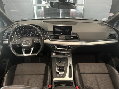 Audi Q5 Quattro 20 55 TFSI e - 367 - BV S-tronic S line SUV Garantie 12 mois - 11