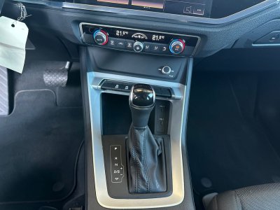 Audi Q3 35 TDI 150 ch S tronic 7 Design   - 14