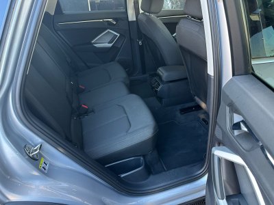 Audi Q3 35 TDI 150 ch S tronic 7 Design   - 18