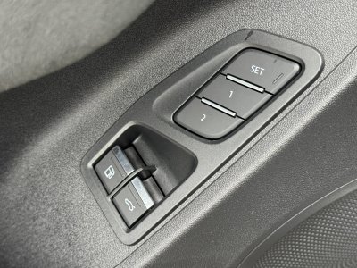 Audi Q3 HYBRIDE e-hybrid 272 ch S tronic 6 Design   - 34