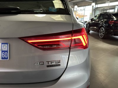 Audi Q3 40 TFSI 190 ch S tronic 7 Quattro Design Luxe   - 16