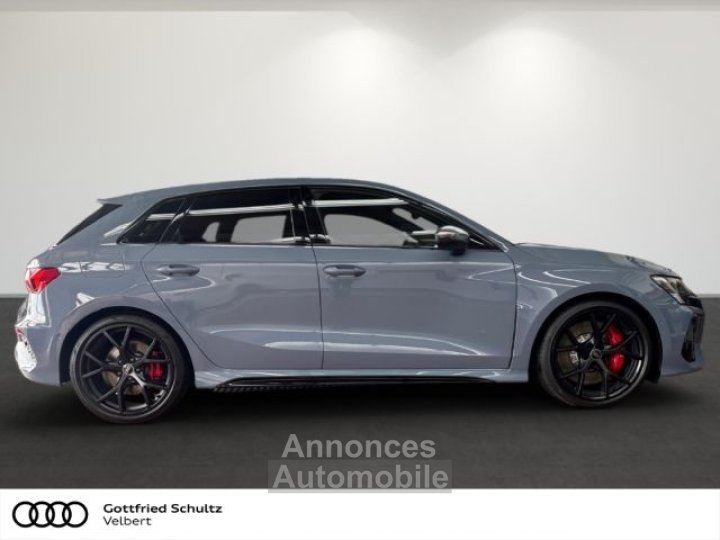 Audi RS3 Sportback 25 TFSI quattro - 2