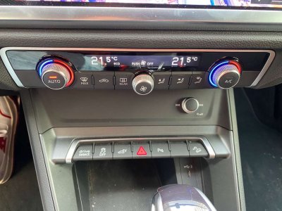 Audi Q3 S LINE 45 TFSI e   - 18