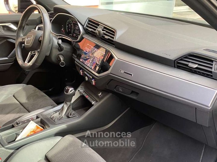 Audi Q3 S LINE 45 TFSI e - 23