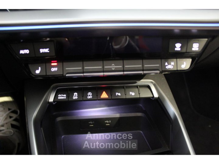 Audi RS3 Berline Quattro 25 TFSI - 400 - BV S-tronic 8Y BERLINE  PHASE 1 - 19