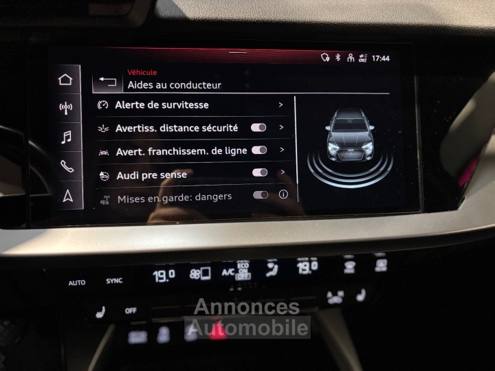 Audi A3 Sportback 35 TFSI 150 Design Luxe - 24