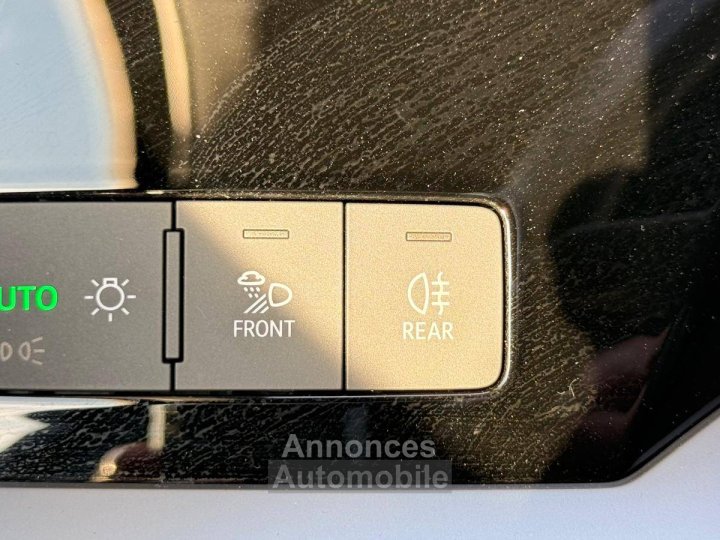 Audi A3 Sportback 20 TDI 150 DSG7 S-LINE - 22