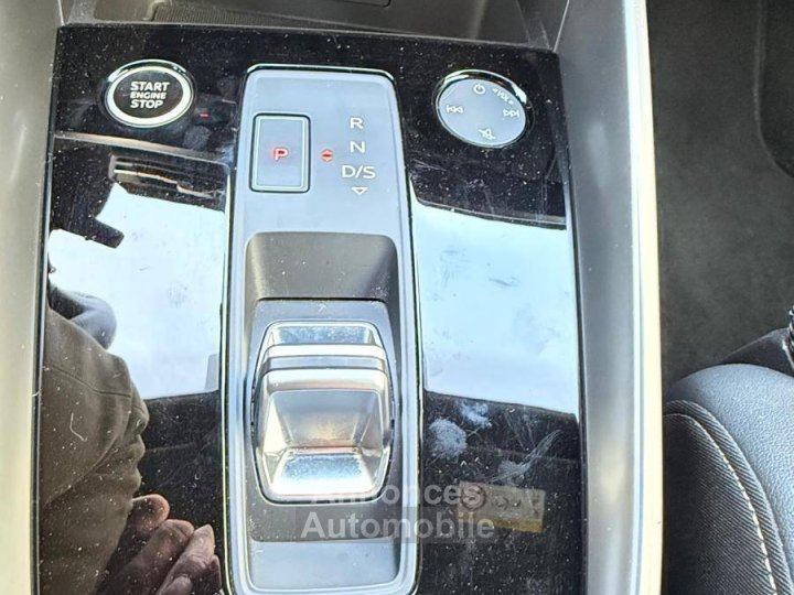 Audi A3 Sportback 20 TDI 150 DSG7 S-LINE - 24