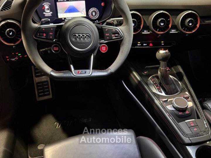Audi TT RS 8S - 9