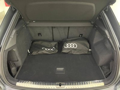 Audi Q3 45 TFSIe 245 ch S tronic 6 S line   - 11