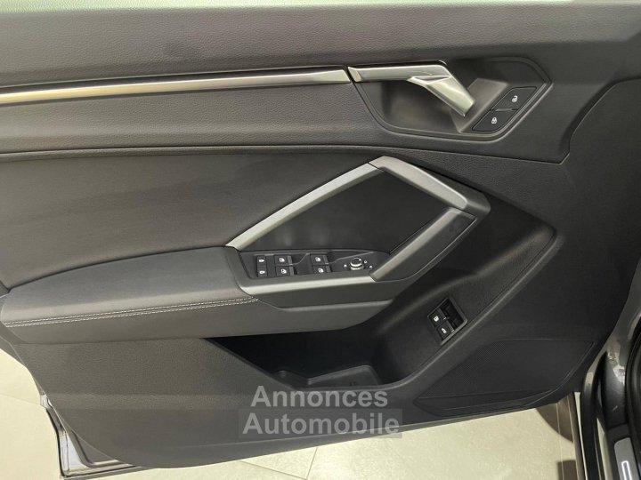 Audi Q3 45 TFSIe 245 ch S tronic 6 S line - 14
