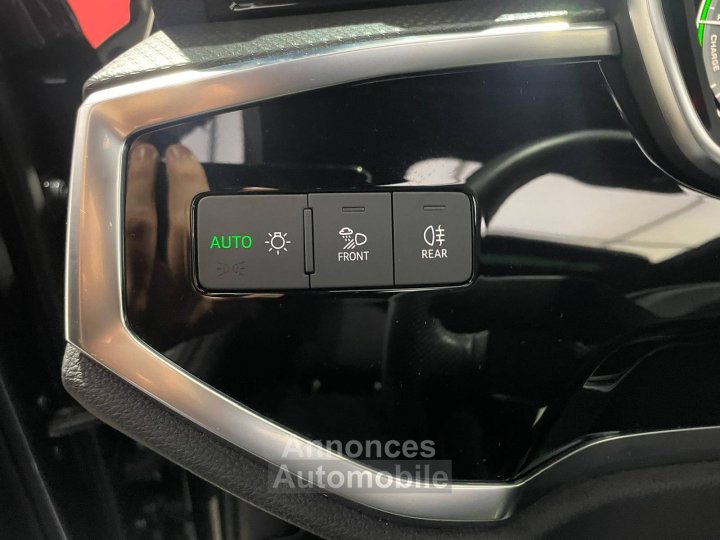Audi Q3 45 TFSIe 245 ch S tronic 6 S line - 21