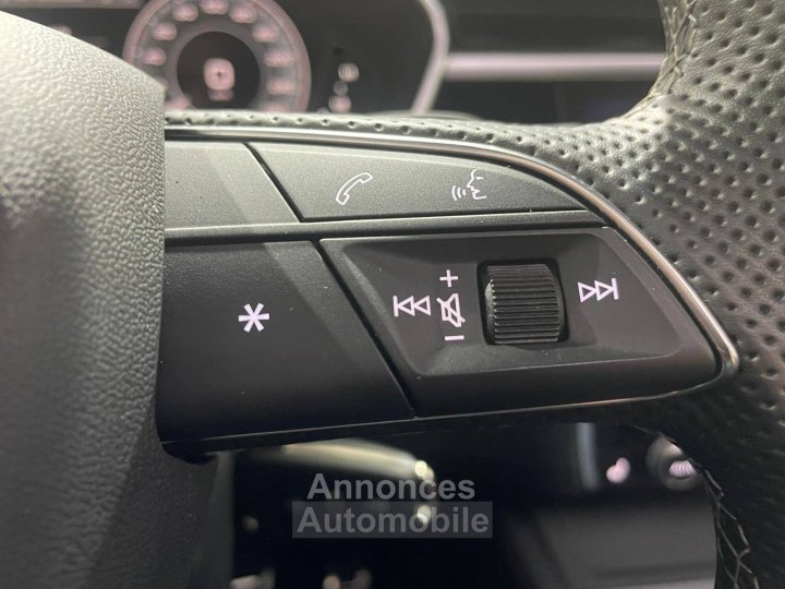 Audi Q3 45 TFSIe 245 ch S tronic 6 S line - 24