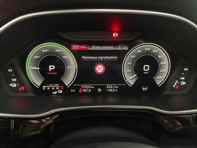 Audi Q3 45 TFSIe 245 ch S tronic 6 S line   - 31