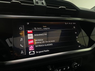 Audi Q3 45 TFSIe 245 ch S tronic 6 S line   - 36