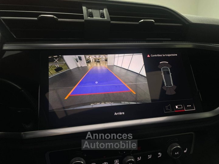 Audi Q3 45 TFSIe 245 ch S tronic 6 S line - 44