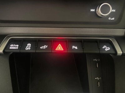 Audi Q3 45 TFSIe 245 ch S tronic 6 S line   - 46