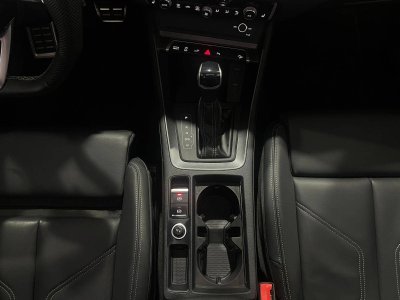 Audi Q3 45 TFSIe 245 ch S tronic 6 S line   - 48