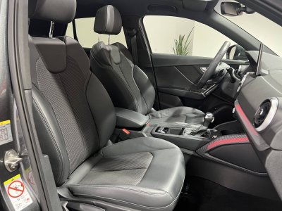 Audi Q2 35 TFSI 150 S tronic 7 S line   - 52