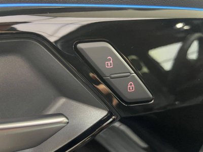 Audi A1 Sportback 30 TFSI 116 ch S tronic 7 S Line   - 13