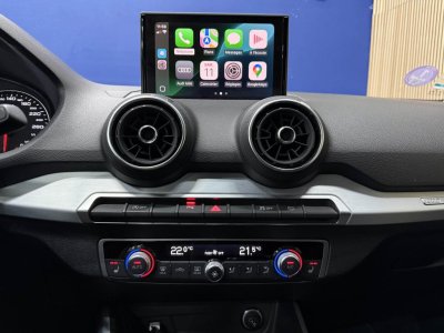 Audi Q2 10 30 TFSI 116 CH Sport Limited   - 14