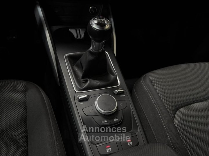 Audi Q2 10 30 TFSI 116 CH Sport Limited - 15