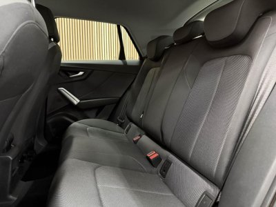 Audi Q2 10 30 TFSI 116 CH Sport Limited   - 18