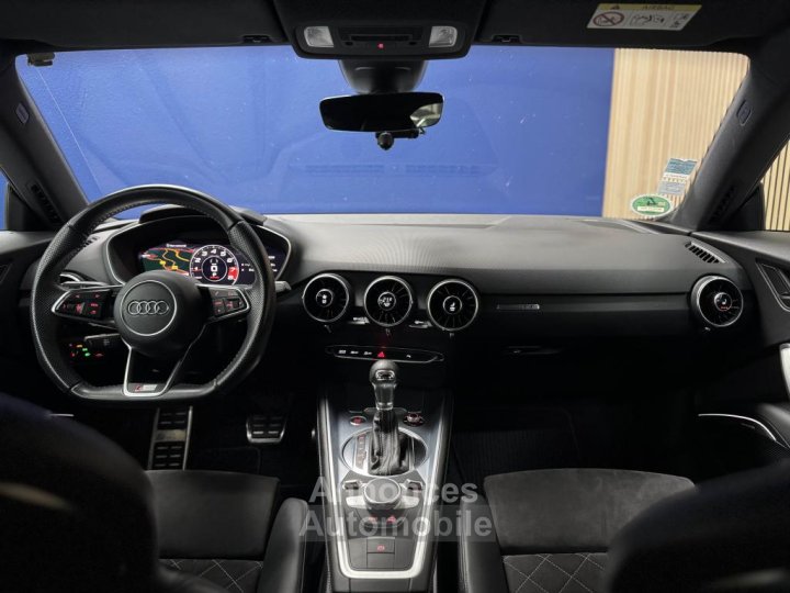 Audi TT 20 TFSI 230 CH BV S-tronic S-Line Compétition - 11