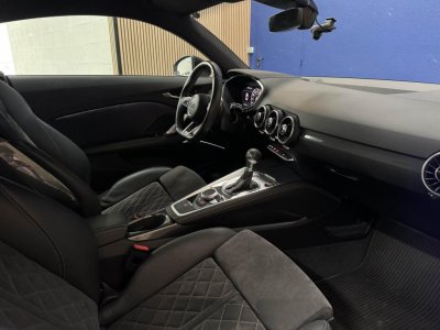 Audi TT 20 TFSI 230 CH BV S-tronic S-Line Compétition - 15