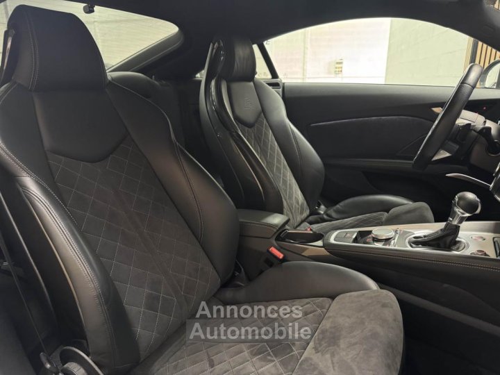 Audi TT 20 TFSI 230 CH BV S-tronic S-Line Compétition - 16