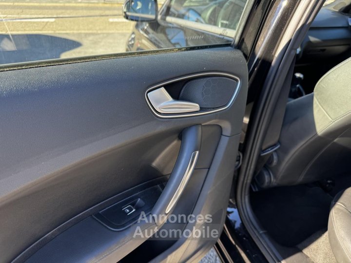 Audi A1 Sportback 16 TDi 116 S line Gps + Clim + Radar AR - 18