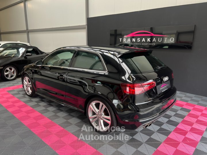 Audi A3 18 TFSI 180 S Line S tronic 7 / SIEGES DIAMANTS - 2