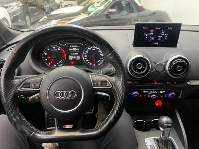 Audi A3 18 TFSI 180 S Line S tronic 7 / SIEGES DIAMANTS   - 16