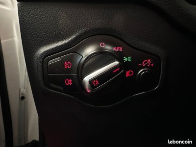 Audi Q5 20 TDI 150 S line RÉVISION À JOUR   - 24
