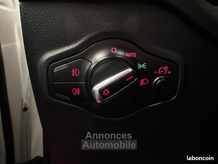 Audi Q5 20 TDI 150 S line RÉVISION À JOUR - 24