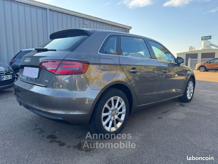 Audi A3 Sportback 16 TDI 110 CH ATTRACTION - 5
