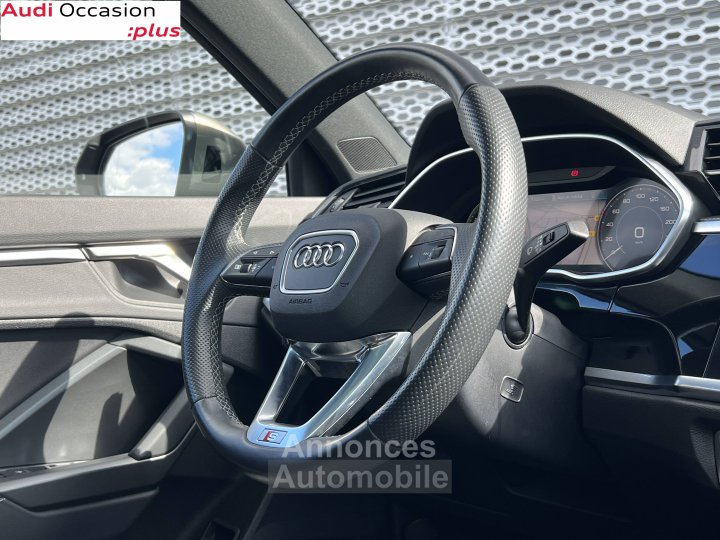 Audi Q3 45 TFSIe 245 ch S tronic 6 S line - 11