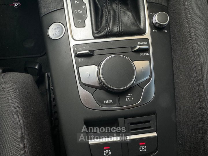 Audi A3 Sportback 35 TFSI CoD 150 S tronic 7 Midnight Series - 19