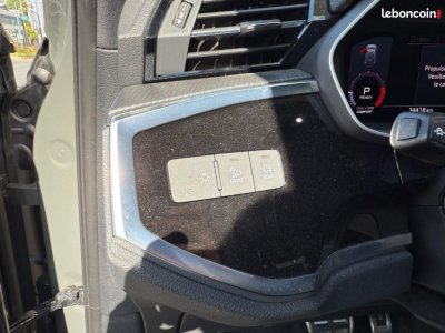 Audi Q3 15 35 TFSI 150 S line S-TRONIC PREMIERE MAIN ENTRETIEN CONSTRUCTEUR CARPLAY FAIBLE KIL   - 22