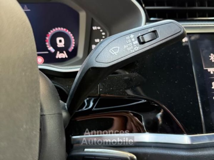 Audi Q3 15 35 TFSI 150 S line S-TRONIC PREMIERE MAIN ENTRETIEN CONSTRUCTEUR CARPLAY FAIBLE KIL - 27