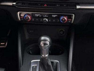 Audi A3 III (2) BERLINE 15 TFSI 150 COD S line tronic 7 + CARPLAY SIEGES AV CHAUFFANTS CAM   - 10
