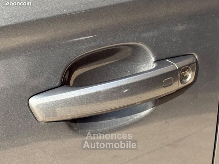 Audi A3 III (2) BERLINE 15 TFSI 150 COD S line tronic 7 + CARPLAY SIEGES AV CHAUFFANTS CAM - 20