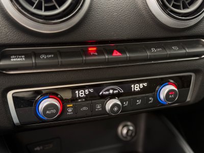 Audi A3 Sportback S-line 35 TFSI -150ch Gris Nardo Garantie 12 mois   - 17