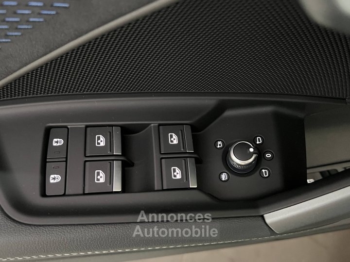 Audi A3 Sportback TFSI e Hybride rechargeable 204 S tronic 6 S line - 17