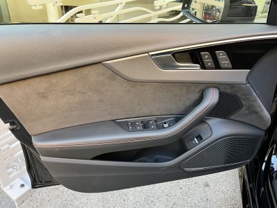 Audi RS4 Avant V6 2,9 TFSI Tipt 8 450ch Quattro   - 2